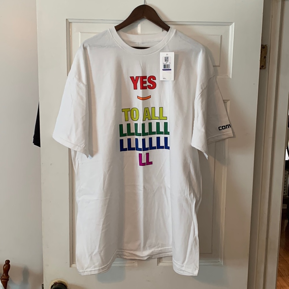 Tee shirt